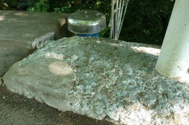 地蔵上橋の地覆断面補修作業 | 「地域と共に生きる」 気仙沼地区生コンクリート協同組合